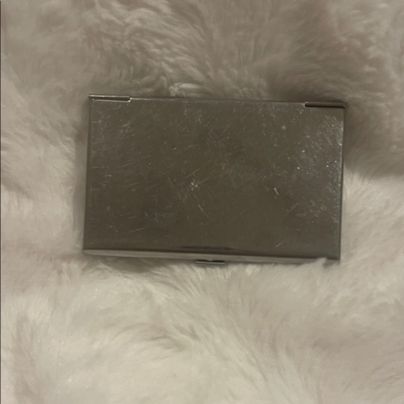 Chic Gold and Black Floral Card Holder - Picture 3 of 4